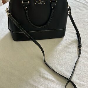 Gently used. Width 12.5”Height 10 “Depth 5”Adjustable strap and handles.